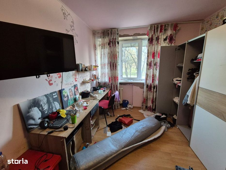 Gara- Parc 2 camere decomandat 46 mp. etaj 1, liber , gaze la usa,