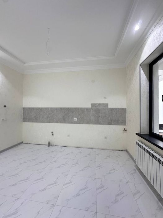 Uchaska sotiladi 2.5 sotix 5 xona 250 кв
