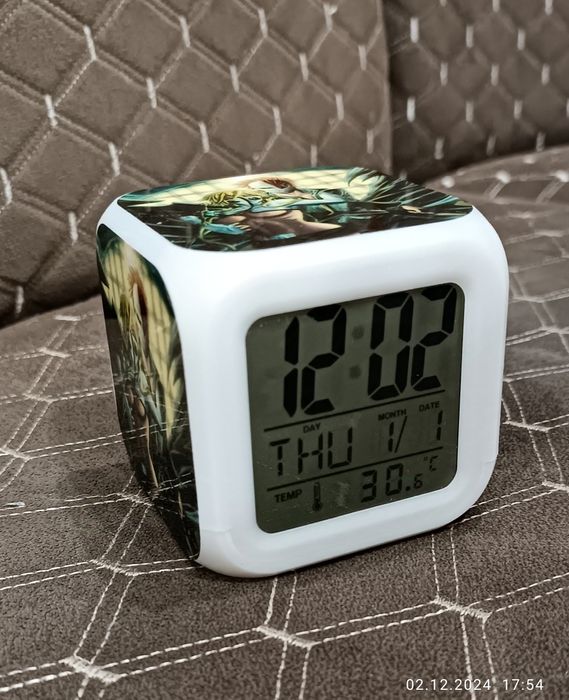 Часы - будильник с подстветкой