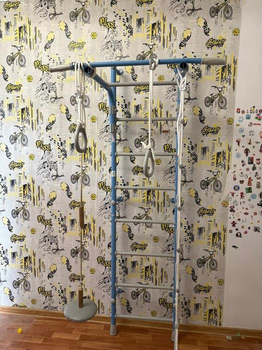 Шведская стенка турник лестница кольца качеля