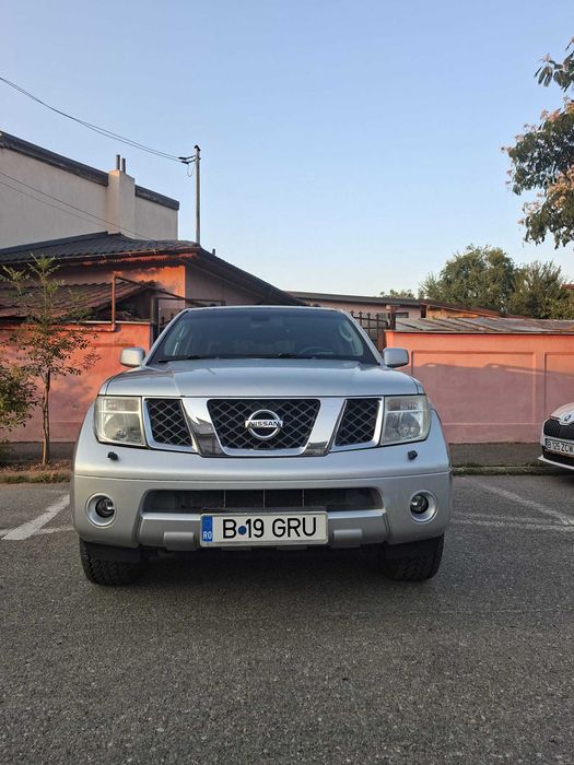 NISSAN Pathfinder