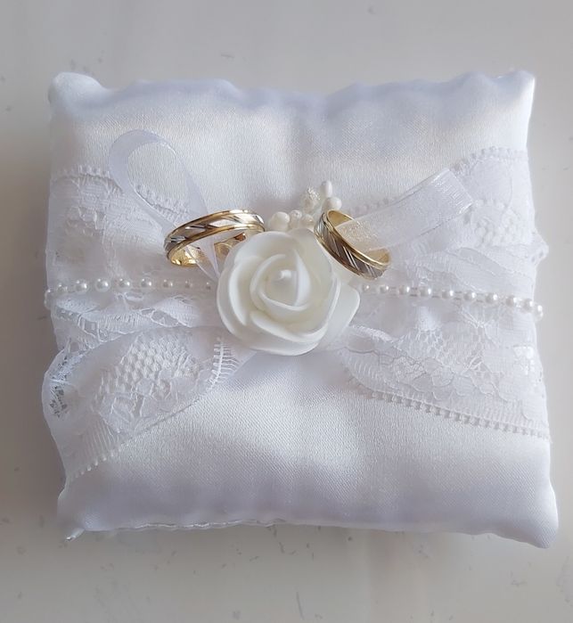 РАЗПРОДАЖБА!!! Сватбени възглавнички