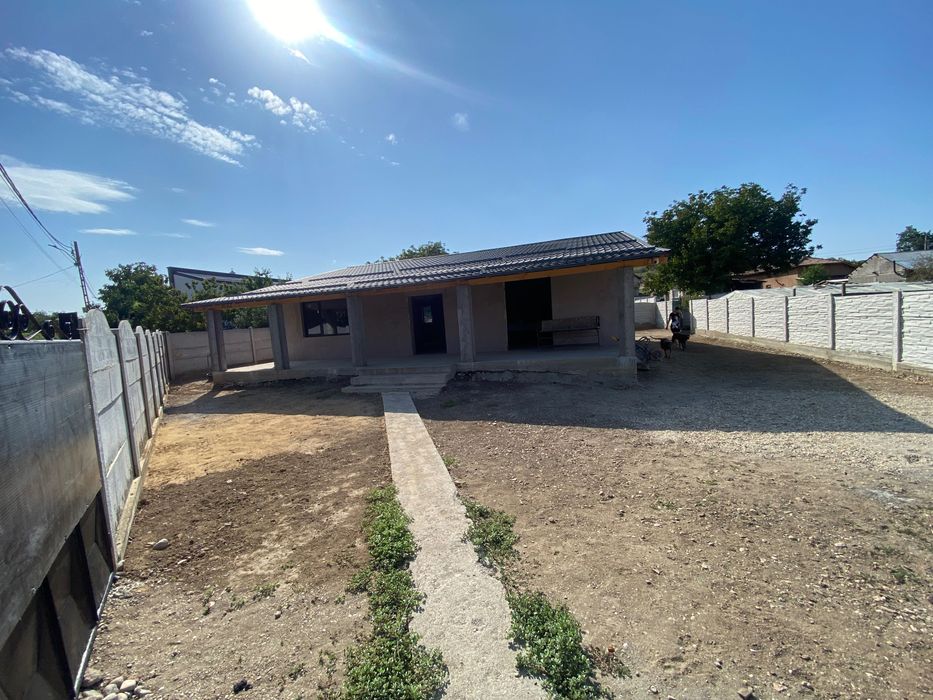 Execut debarasări,demolari,transporturi si construcții imobiliare!!!