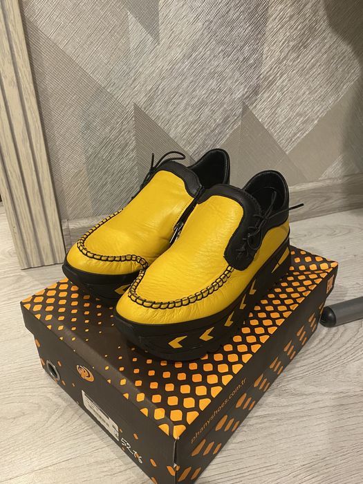 Продам кроссовки(новые)