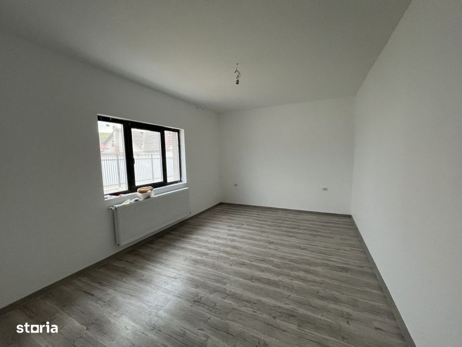 Oportunitate! Casa la sol, 3 camere, teren 420 mp, Valu lui Traian!