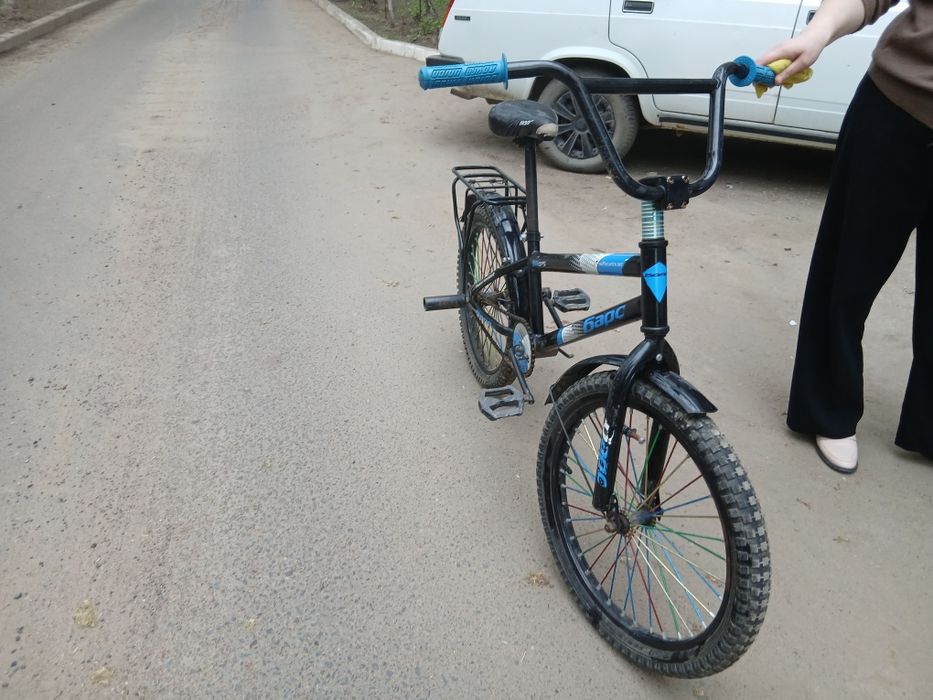 Продам два велосипеда.