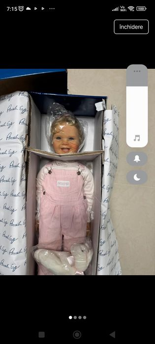 Păpușa vinil  mare