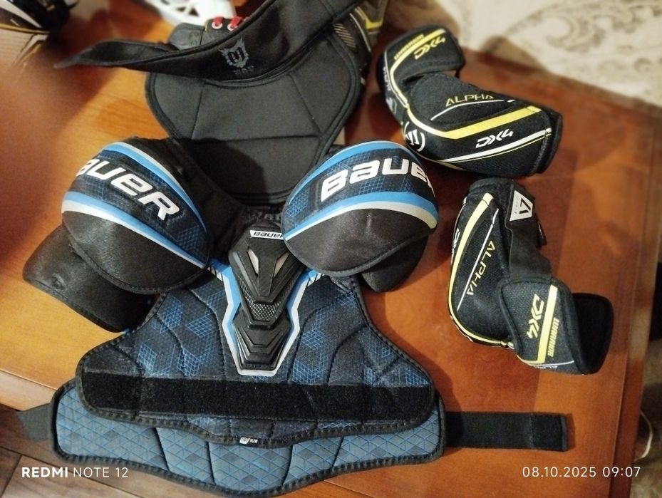 Хоккейная форма Bauer