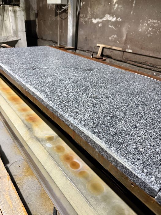 Мрамору и Граниту Резка камня Снятие фаски