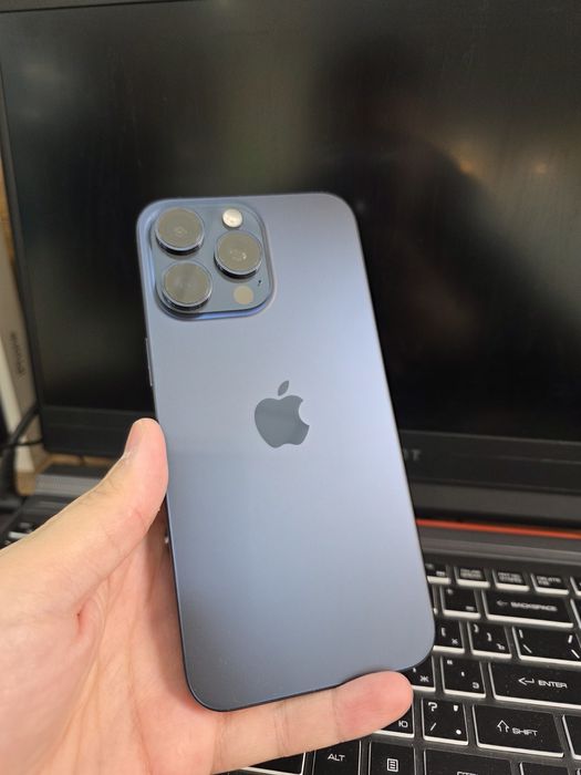 iPhone 15 Pro Max 512gb