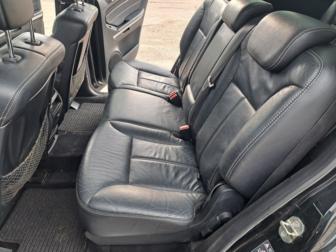 Задни седалки Мерцедес ГЛ Х164 черен салон кожен Mercedes GL X164 гр ...