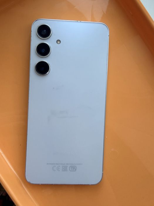 Samsung S24+ продам