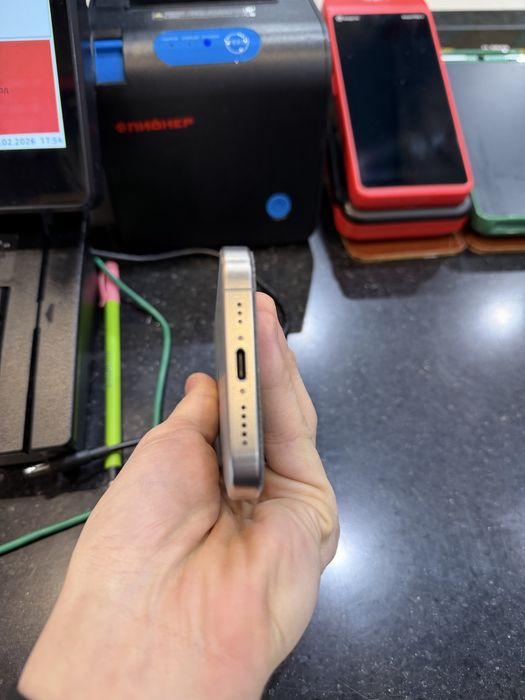 Продам 15 pro 256gb