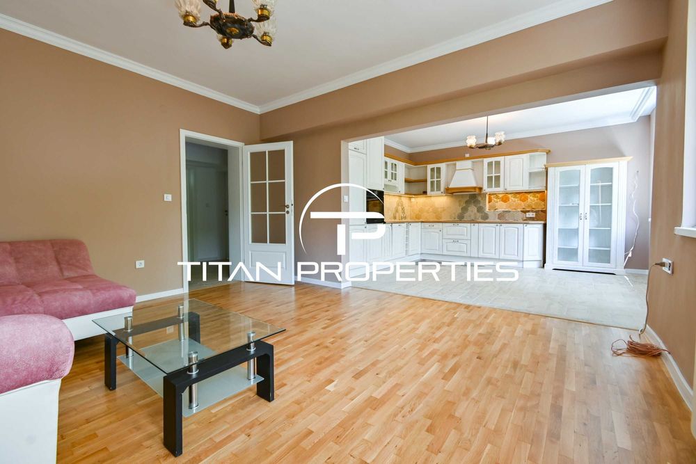 Дава се под наем Тристаен апартамент в София, Яворов - 94 кв.м за 999 € - Снимка #2