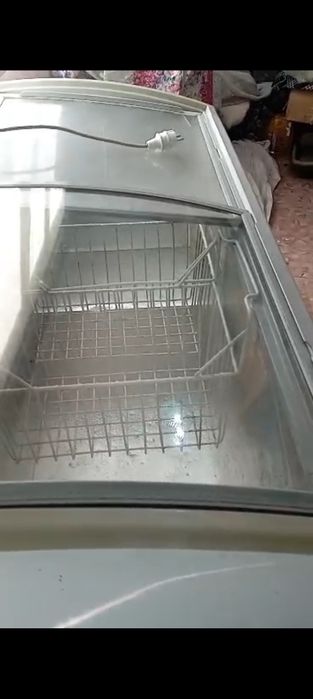 Продам Морозильник