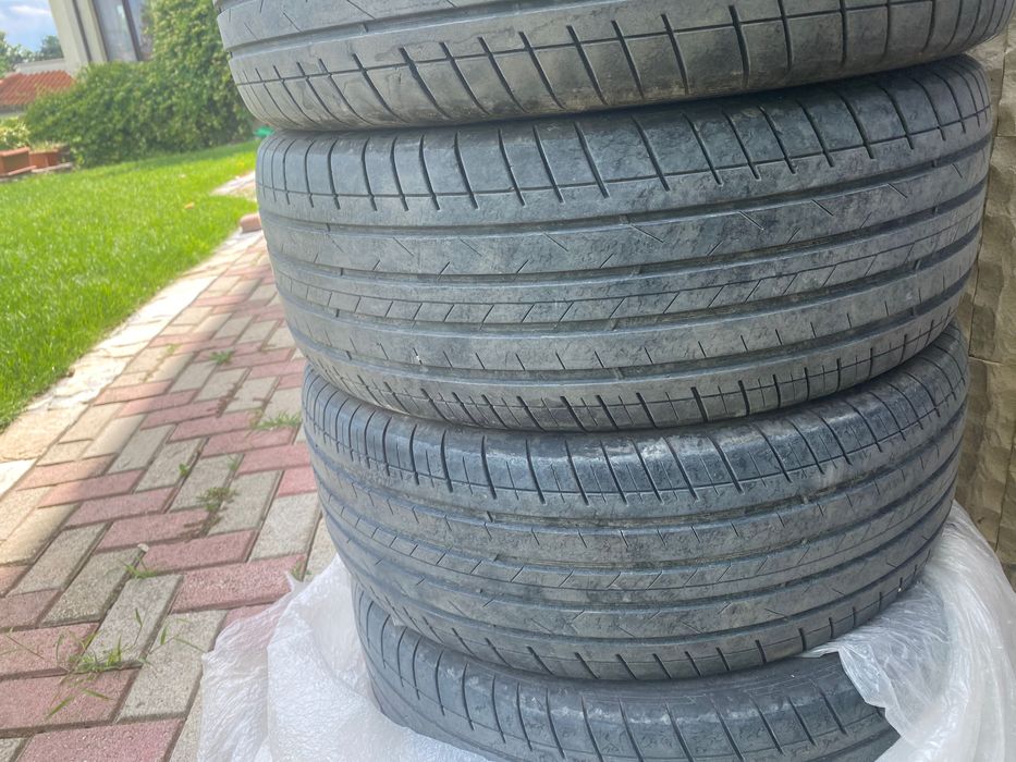 Летни гуми 225/55 R18