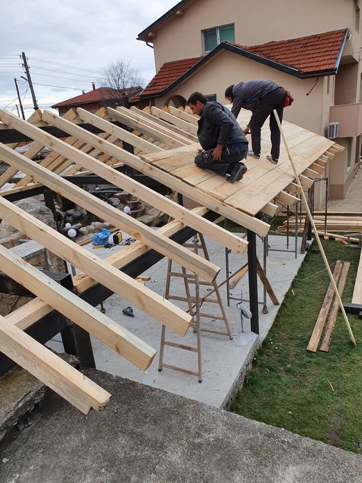 Изграждане на ПОКРИВИ И НАВЕСИ ОТ СТРОИТЕЛНИ РЕМОНТИ ПАЛАС ПЛОВДИВ