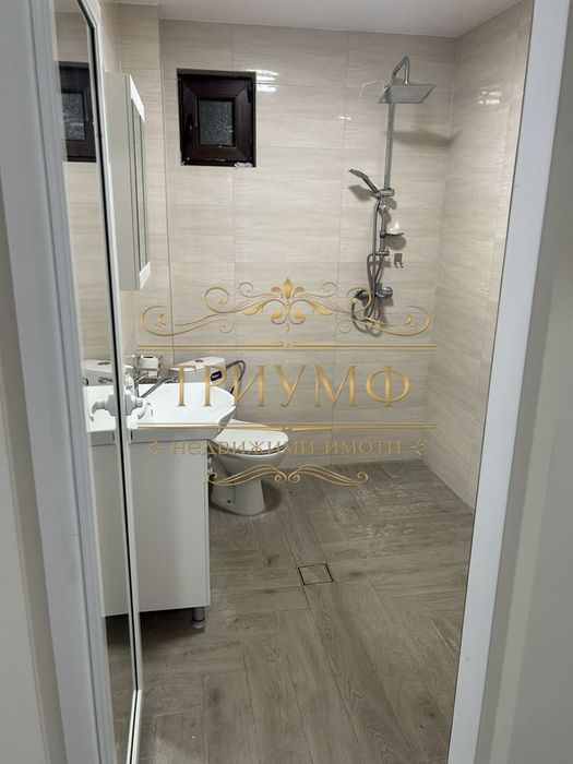 Продава се Къща в Варна, Галата - 130 кв.м за 1924 €/кв.м - Снимка #9