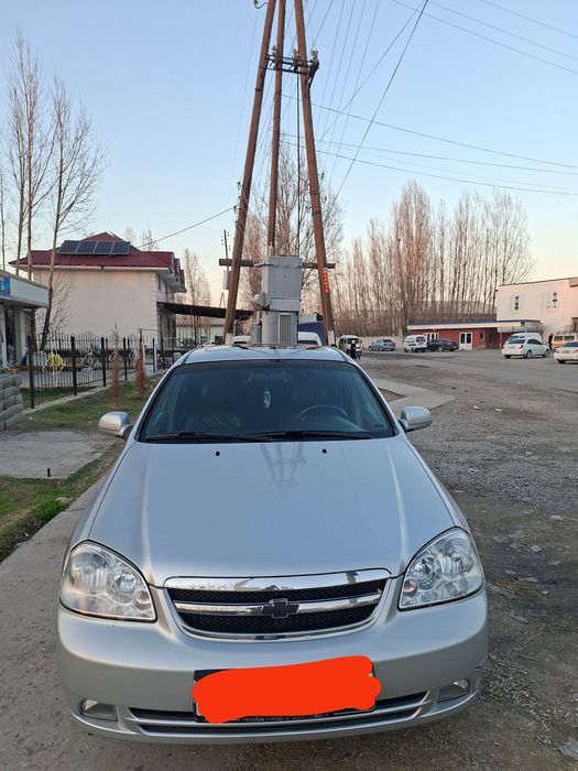 Lacetti yili 2013 prbek 230000 metan 3- pozitsa