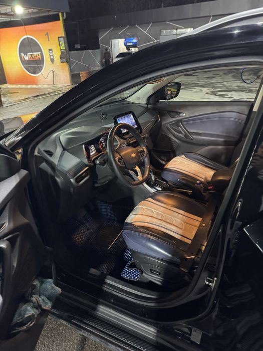 Продам тракер 2