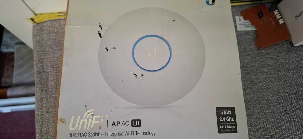 Access Point Ubiquiti UniFi Wi-Fi Dual Band,AC LR Long Range, UAP-AC-LR