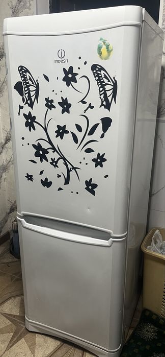 Продам холодильники