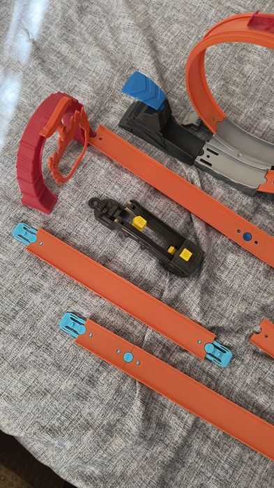 Писти Hot wheels