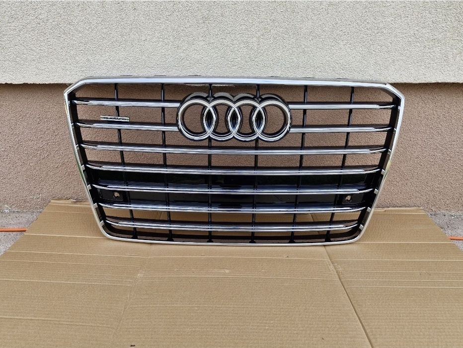 Grila centrala Audi A8 D4 facelift 2014-2017