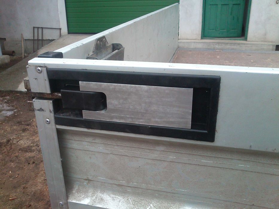 Clapeta aluminiu inchidere oblon Mercedes Sprinter, Vw LT