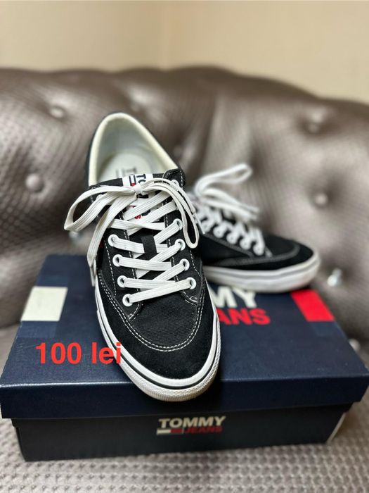 Încaltaminte Tommy Hilfiger , pentru barbati ,marime 39 eur