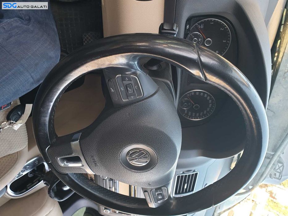 Volan Piele 3 Spite cu Comenzi FARA Airbag Volkswagen Touran 1T3 2010 - 2015 [C8094]