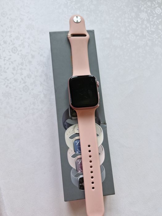 Электронные аксессуары. Смарт часы