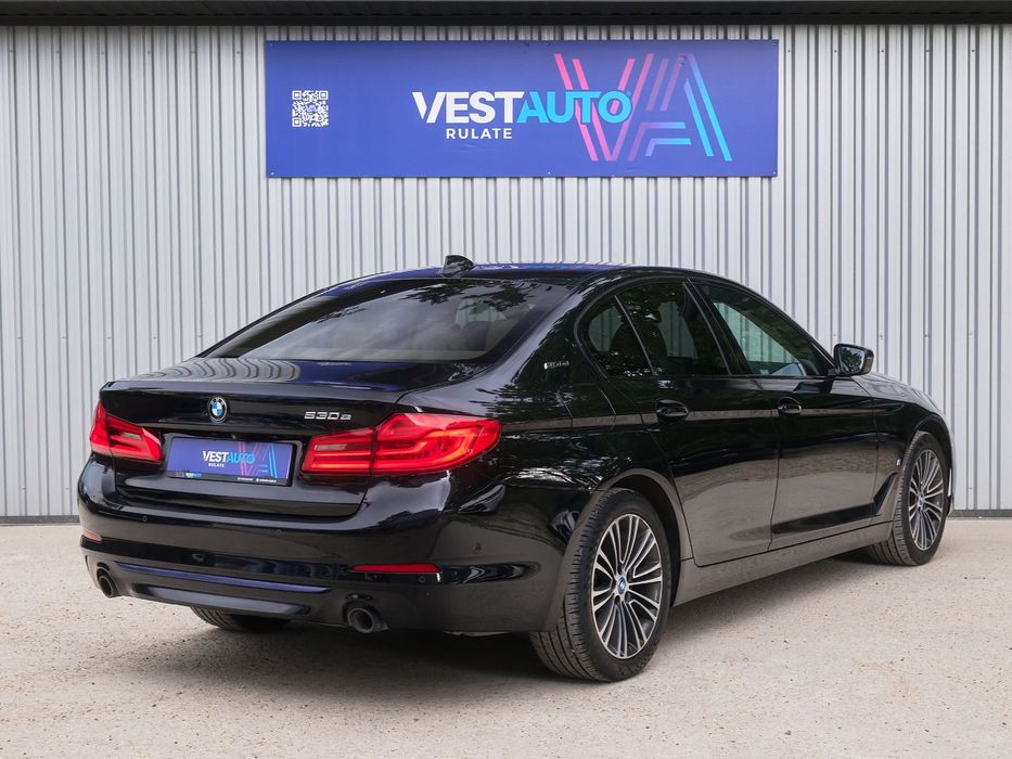 BMW Seria 5 BMW 530e/Sport Line/HUD/Camere 360/Incalzire fata-spate/Istoric/LED