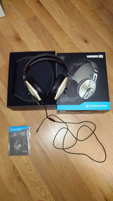 Продавам стерео слушалки SENNHEISER MOMENTUM Ivory