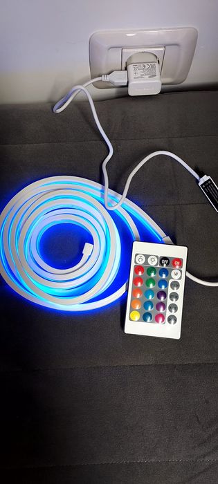 Furtun luminos cu telecomanda