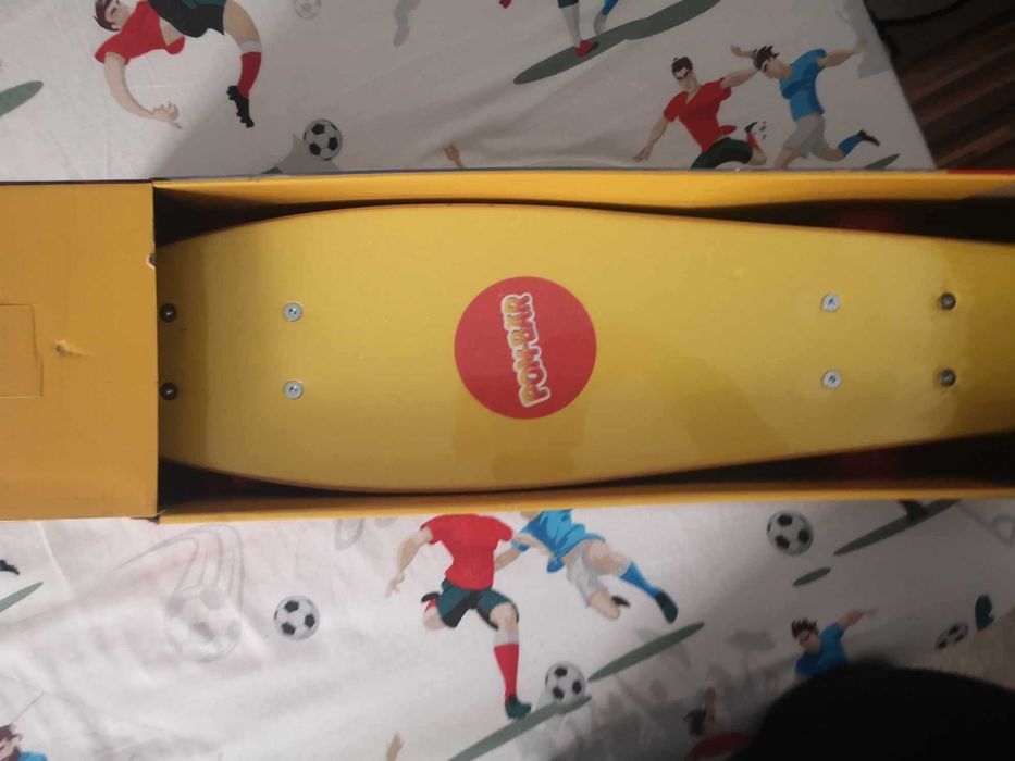 skateboard NOU COPII