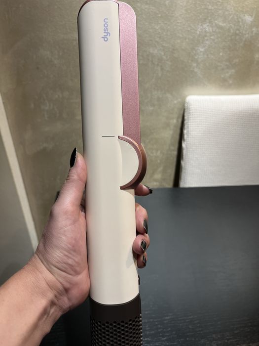 Placă de îndreptat părul - Dyson Airstrait HT01 - ca nouă
