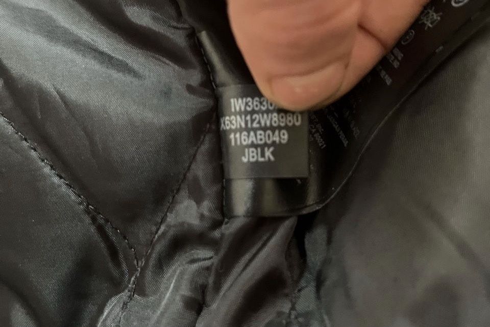 Guess Jeans оригинал S демисезон