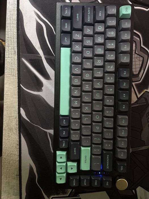 Продам игровую клавиуатуру VGN n75pro