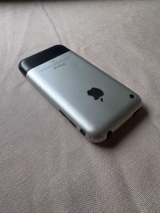 Iphone 2g пълен комплект