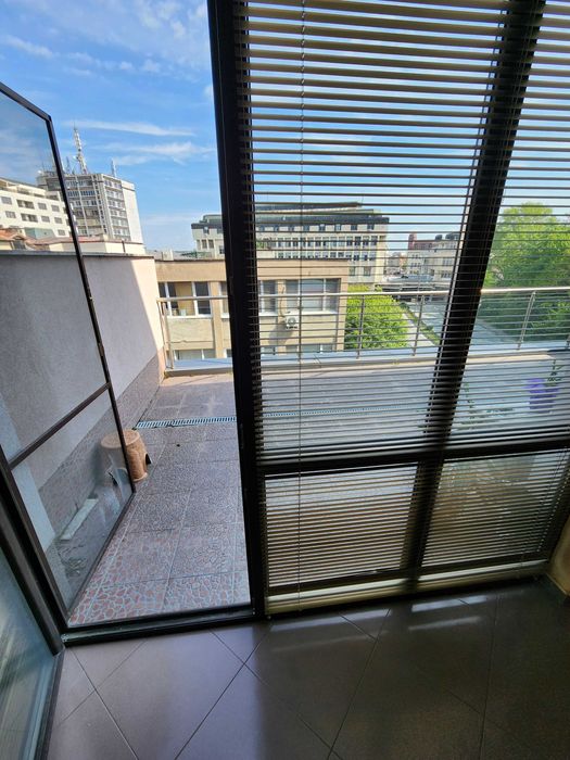 Дава се под наем Офис в Асеновград - 35 кв.м за 153 € - Снимка #3