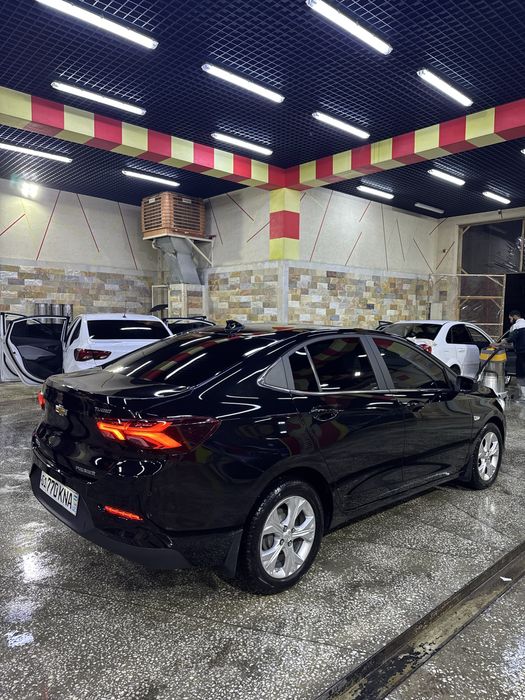 Chevrolet onix primer plus