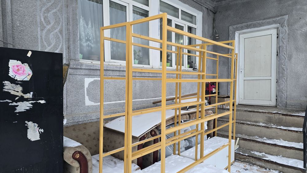 Полки для бутиков