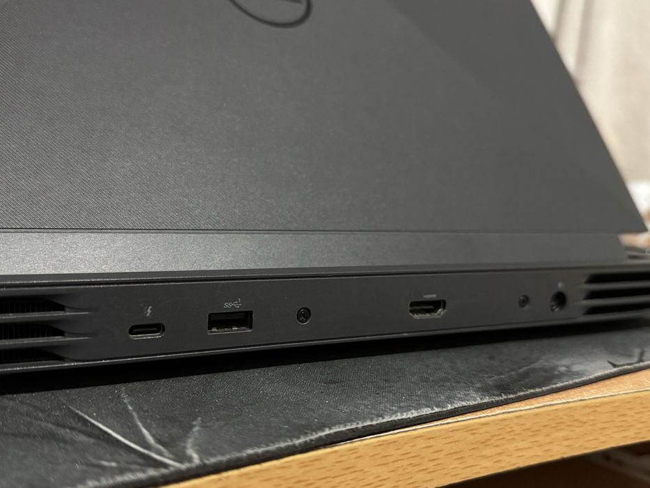 Dell G15 i7/RTX 3060/16GB – Мощен гейминг лаптоп + охлаждане