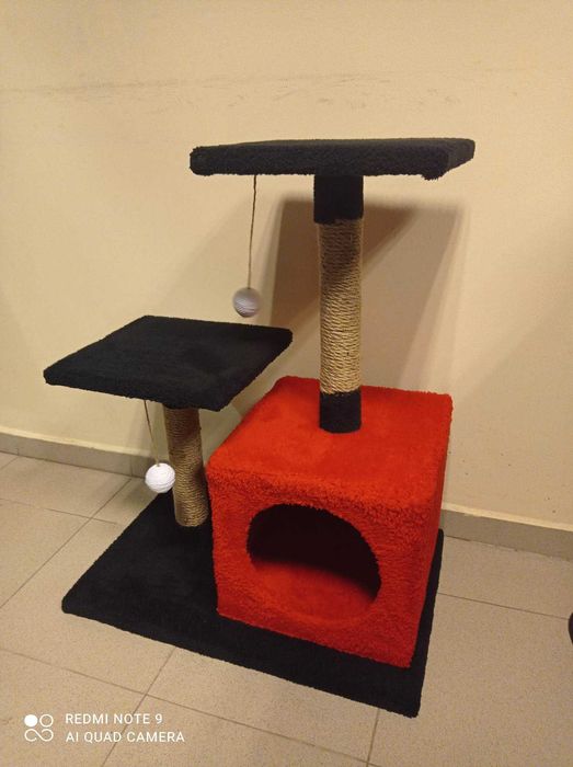 Катерушка-драскалка за котка с къщичка-доставка 7лв