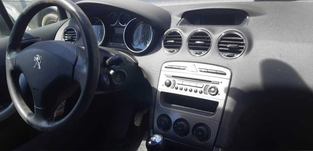 Peugeot 308sw 1.6HDI на части