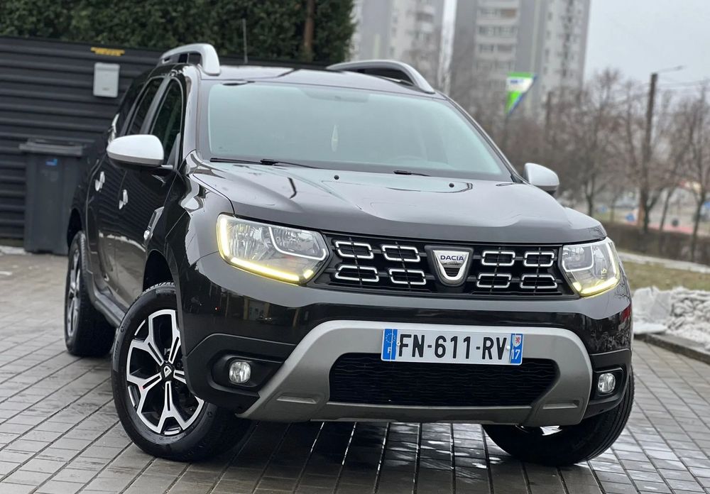 Dacia Duster Diesel 1.5 dci / Leduri / Camere 360 / Navigatie