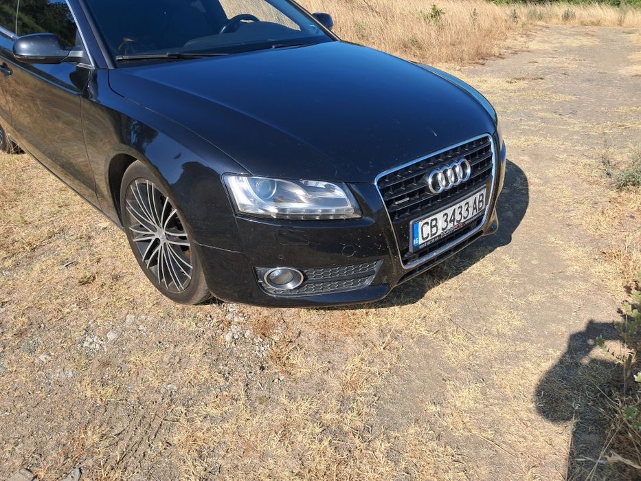 Audi A5   3.0  TDI . 7 S Tronic кутия F1 с пера на волана.