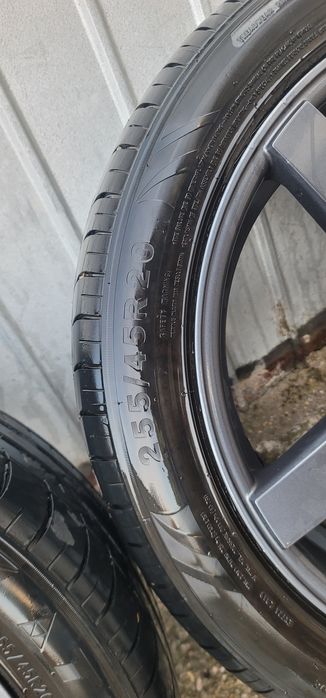 Vand sau schimb jante AUDi Q5