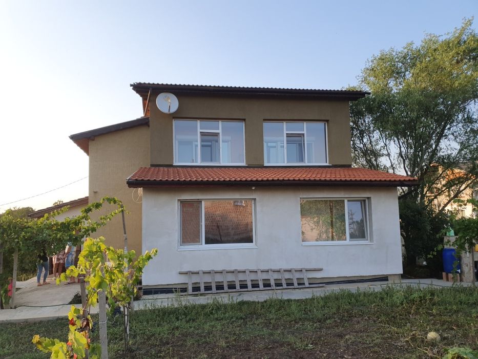 Продава се Къща в с. Славеево, Област Добрич - 150 кв.м за 1034 €/кв.м - Снимка #1